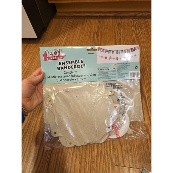 Lol Surprise! Birthday Party Decorations Wall Decorating Kit & Happy Bday Banner - Picture 5 of 5